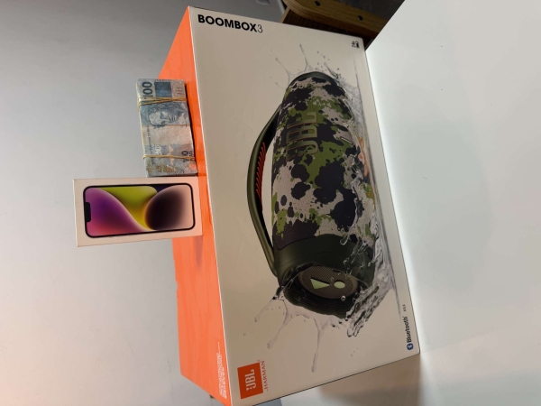 IPHONE 14 + BOMBOX 3 + 5.000 REAIS 